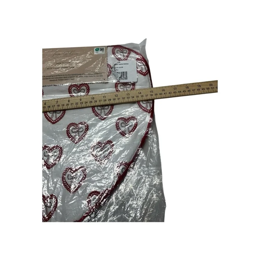Unbranded love lace